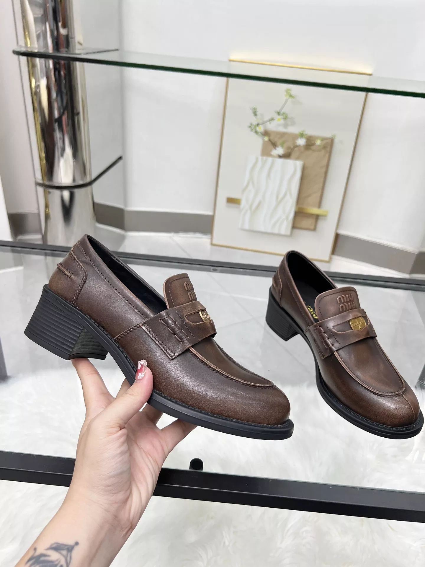 UrbanStyle 8543 MIU MIU Leather Shoes For Women