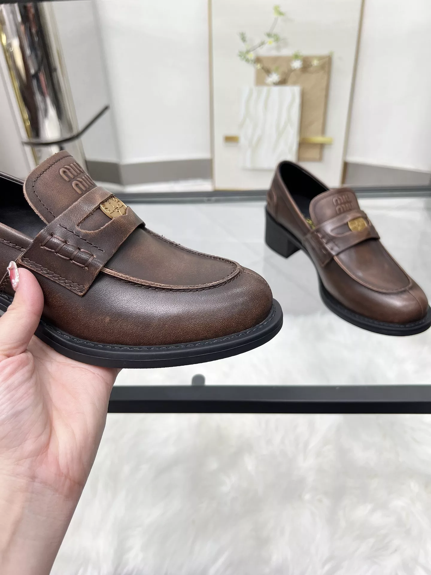 UrbanStyle 8543 MIU MIU Leather Shoes For Women