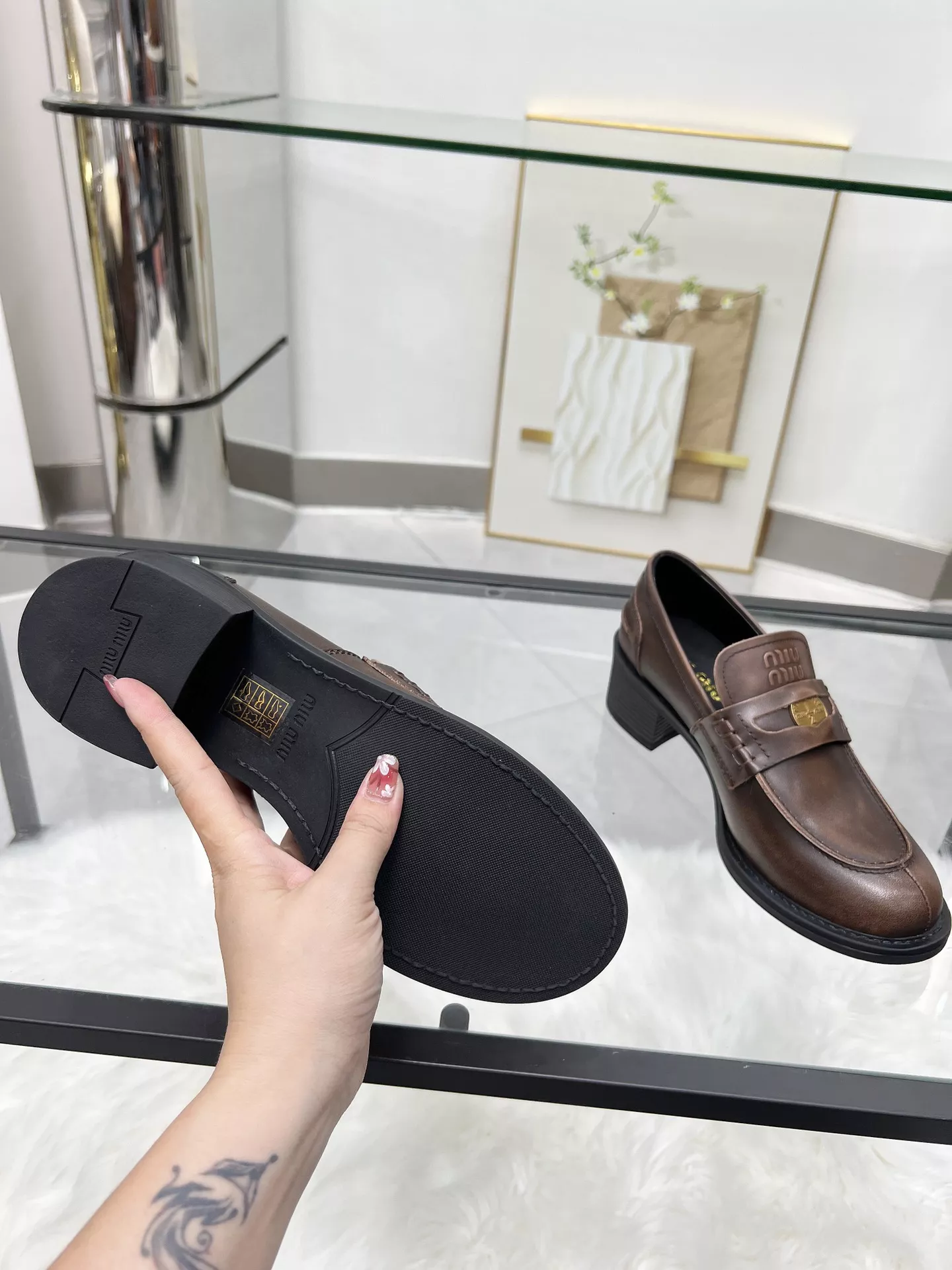 UrbanStyle 8543 MIU MIU Leather Shoes For Women