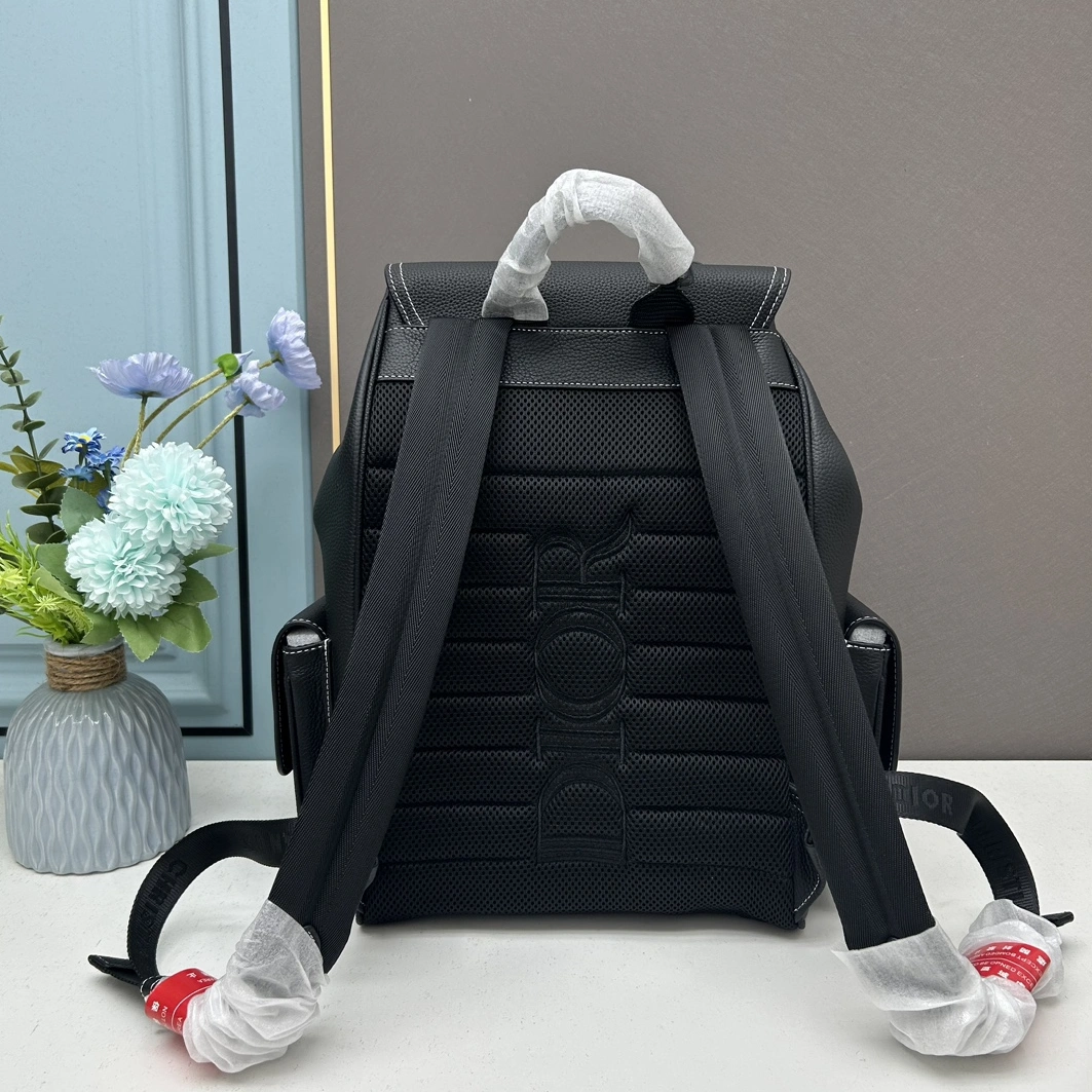 UrbanStyle 8822 Christian Dior AAA Man Backpacks