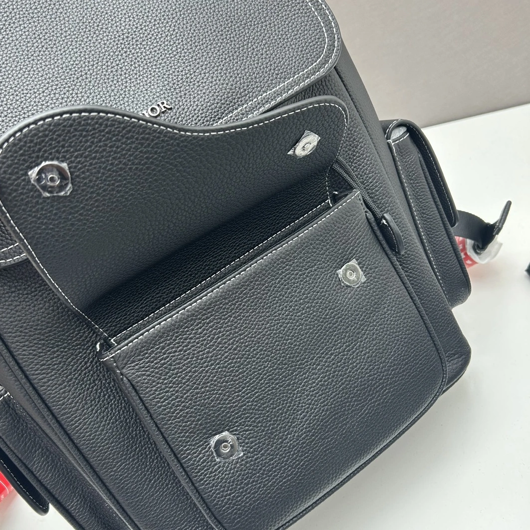 UrbanStyle 8822 Christian Dior AAA Man Backpacks