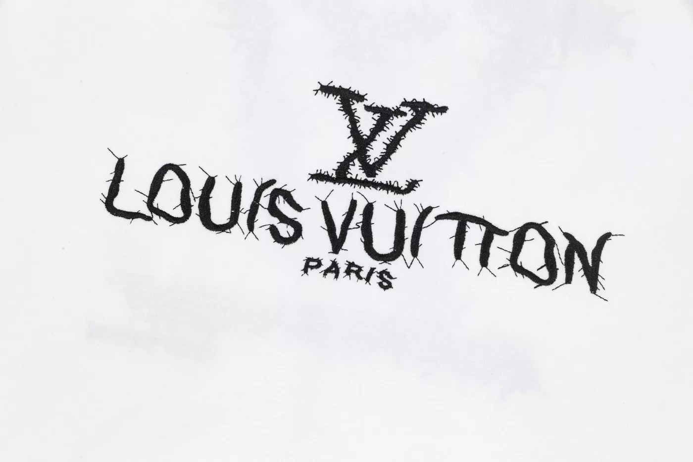 UrbanStyle 8840 Louis Vuitton LV T-Shirts Short Sleeved For Unisex
