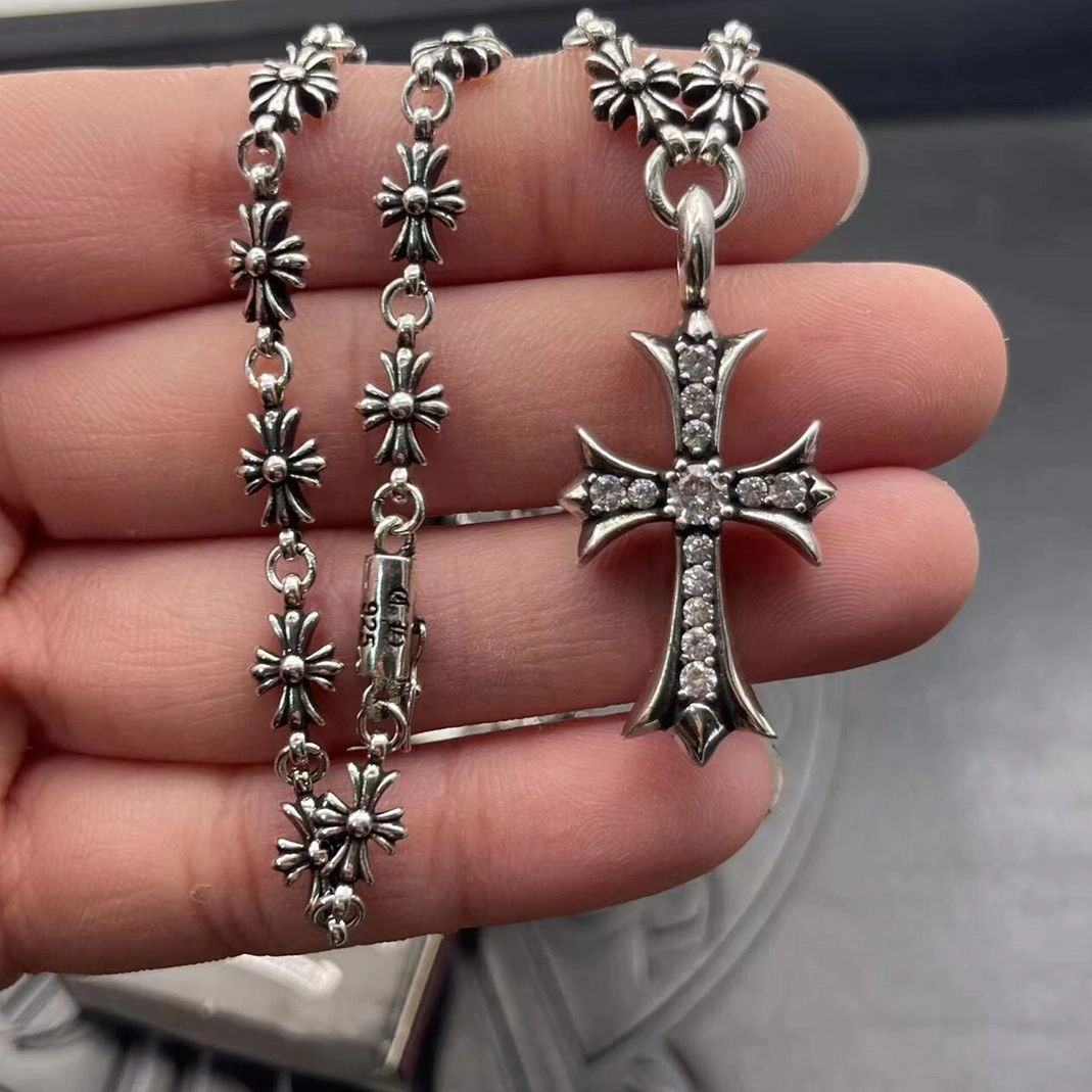 UrbanStyle 8871 Chrome Hearts Necklaces