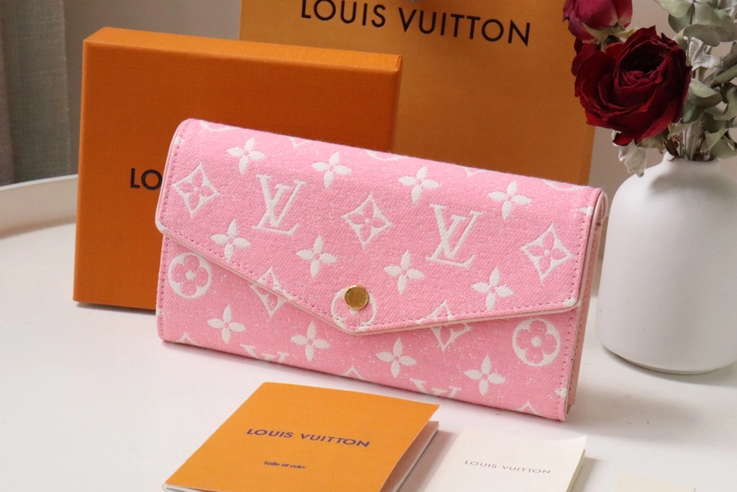 UrbanStyle 8959 Louis Vuitton AAA Quality Wallets