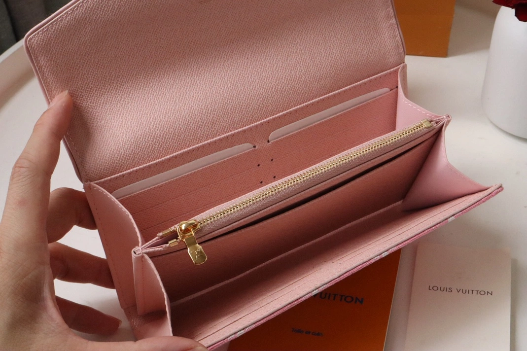 UrbanStyle 8959 Louis Vuitton AAA Quality Wallets