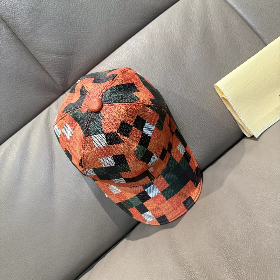 UrbanStyle 9052 Louis Vuitton LV Caps