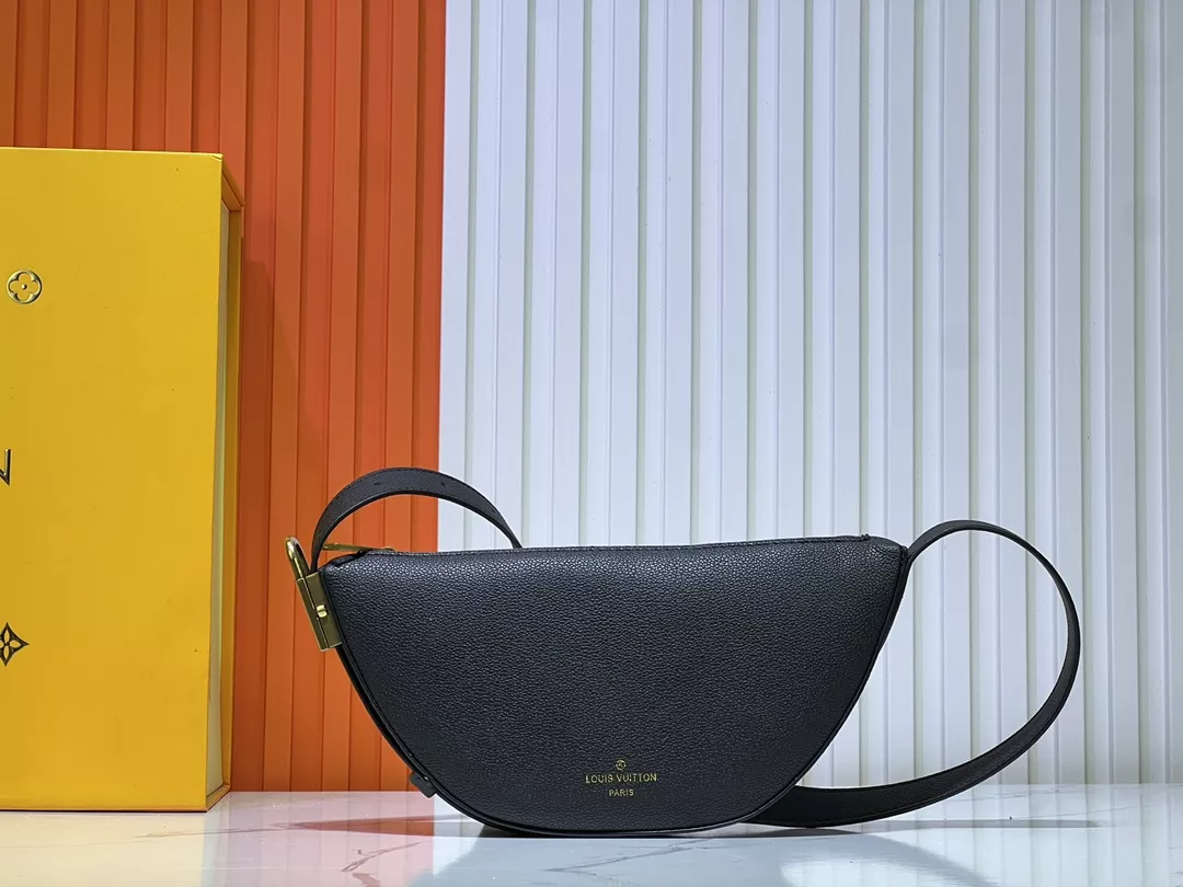 UrbanStyle 9354 Louis Vuitton AAA Quality Messenger Bags For Women