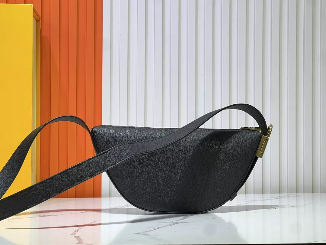 UrbanStyle 9354 Louis Vuitton AAA Quality Messenger Bags For Women