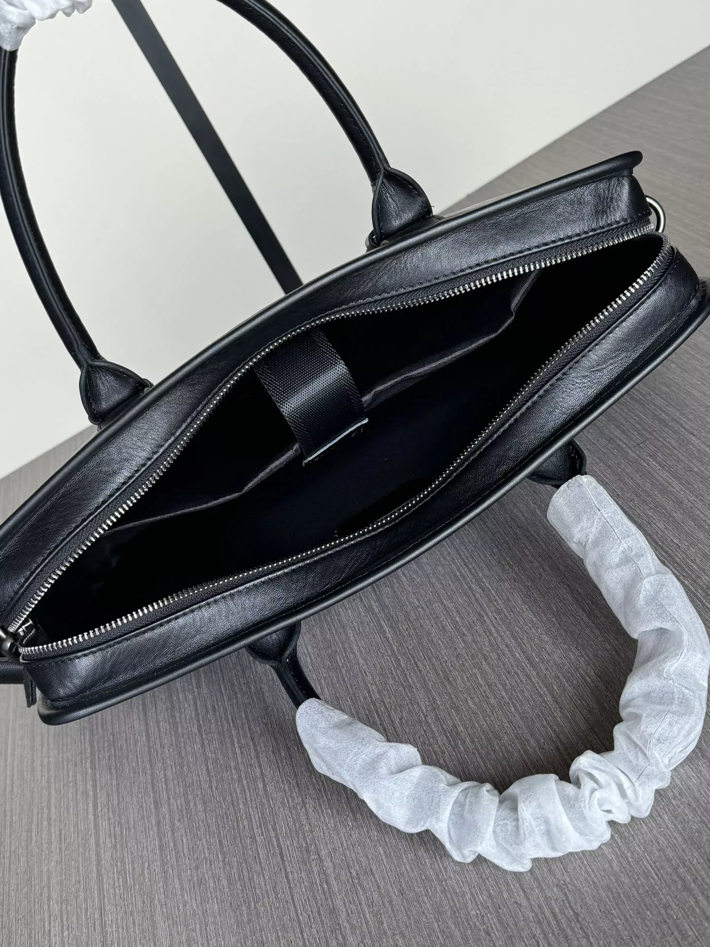 UrbanStyle 9498 Prada AAA Man Handbags