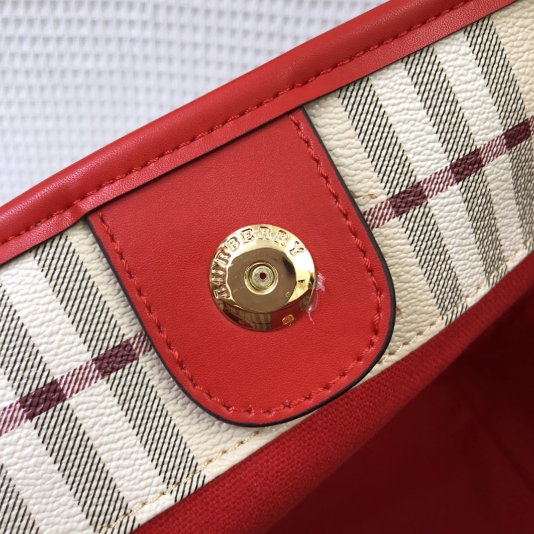 UrbanStyle 9549 Burberry AAA Quality Shoulder Bags For Women