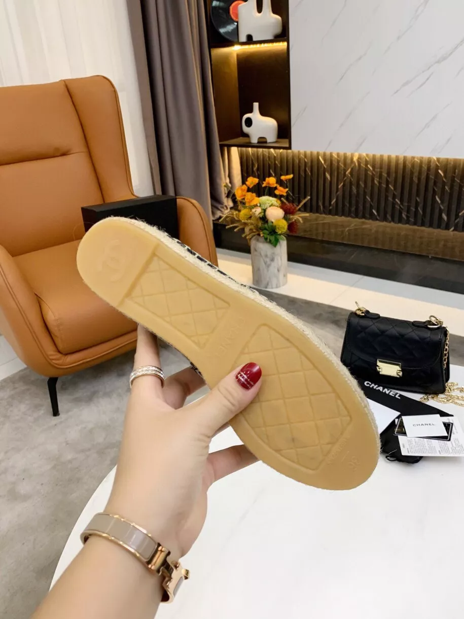 UrbanStyle 9576 Chanel Flat Shoes For Women
