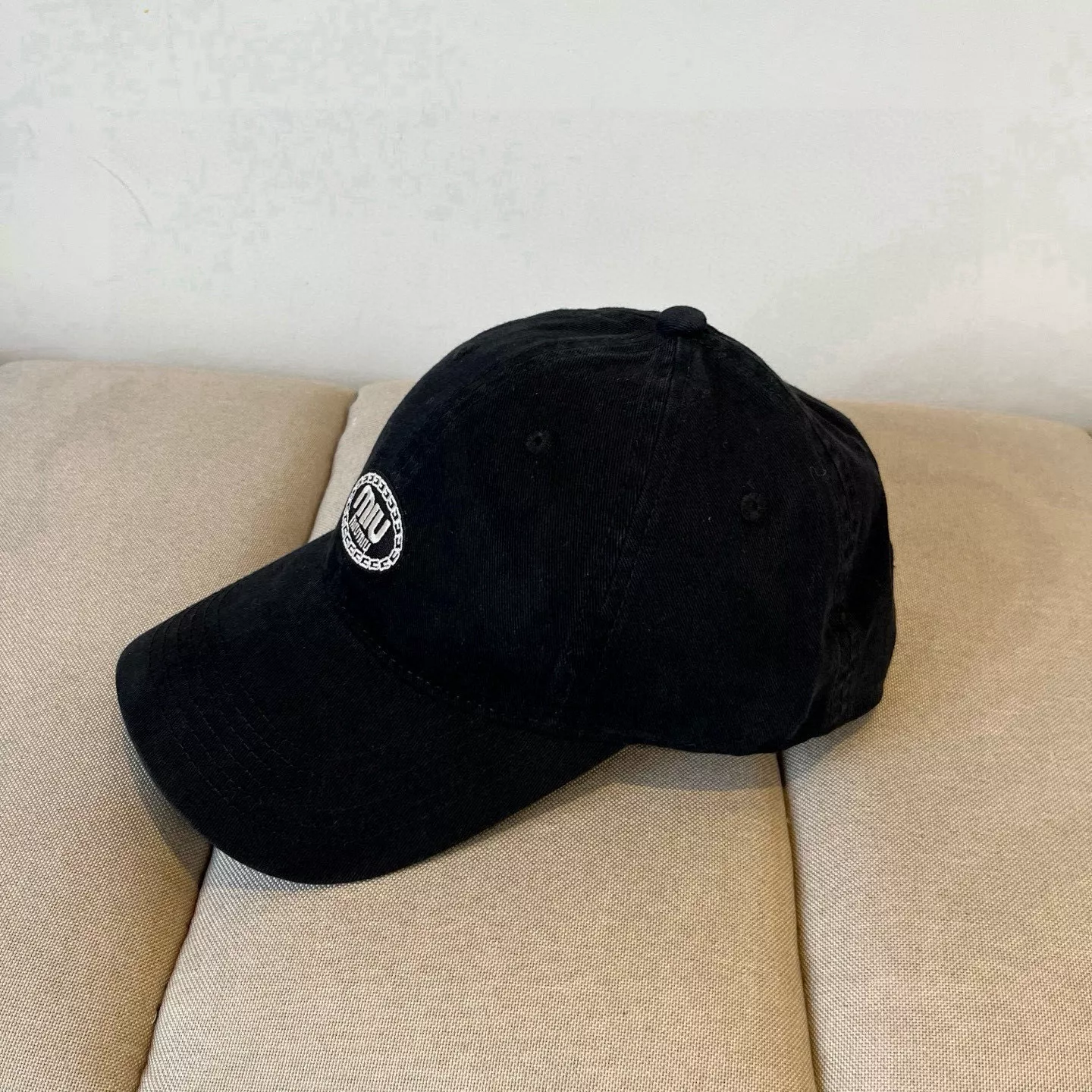 UrbanStyle 9649 MIU MIU Caps