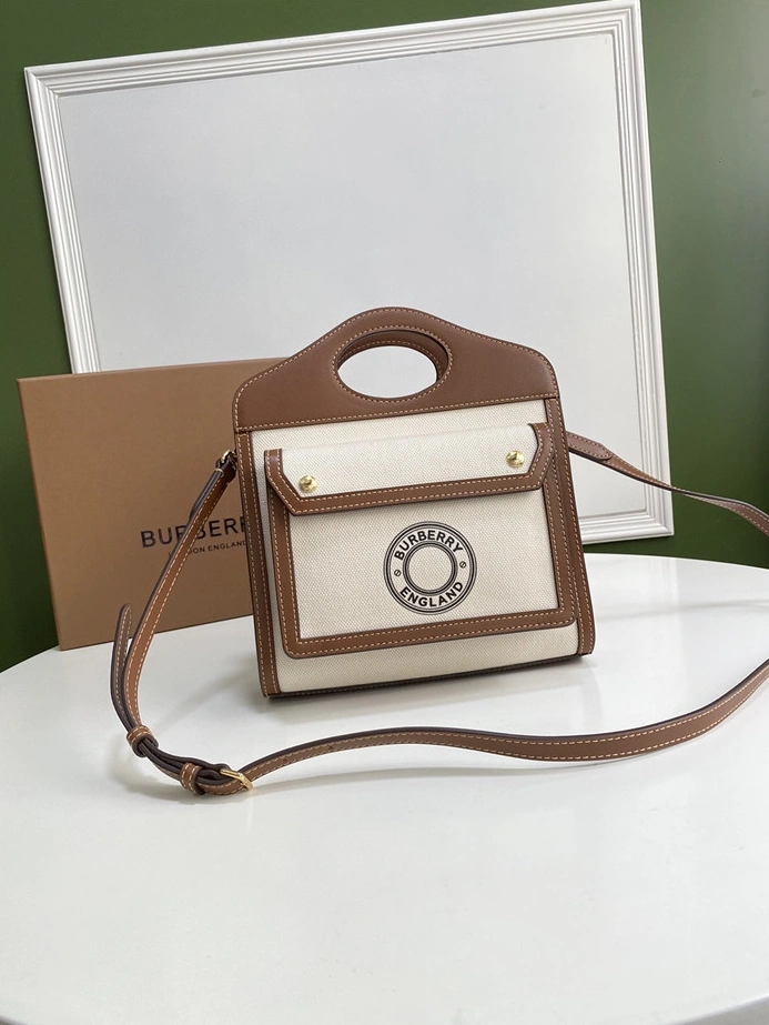 UrbanStyle 9652 Burberry AAA Quality Messenger Bags For Women