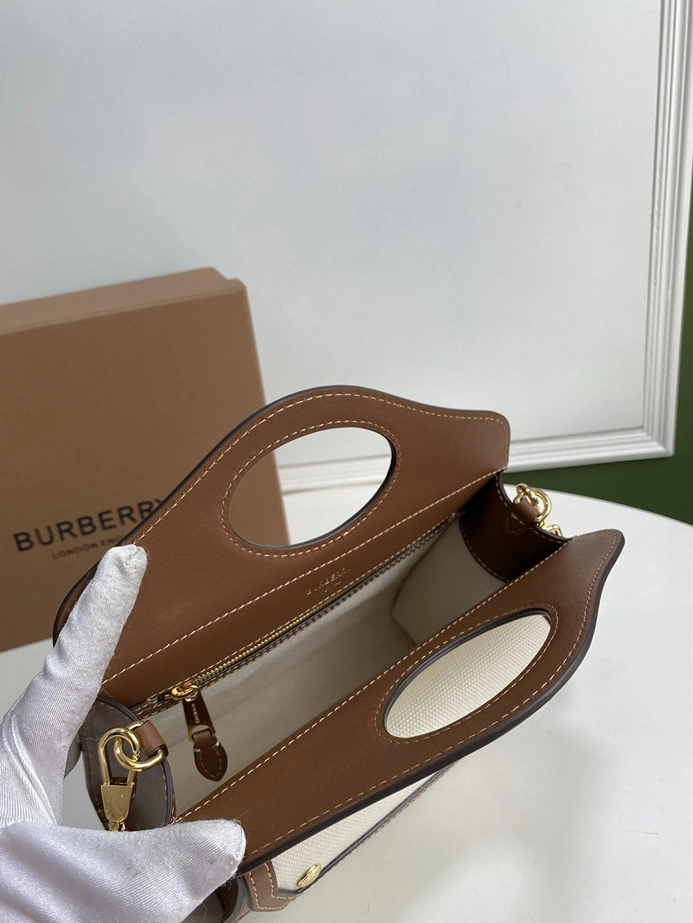 UrbanStyle 9652 Burberry AAA Quality Messenger Bags For Women