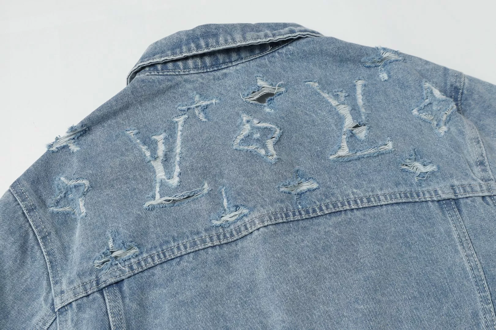 UrbanStyle 9677 Louis Vuitton LV Tracksuits Long Sleeved For Unisex