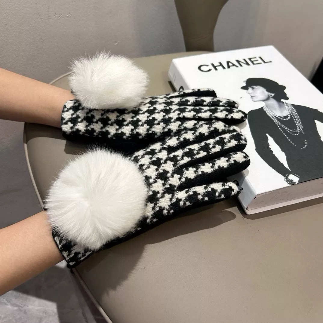UrbanStyle 9915 Chanel Gloves For Women