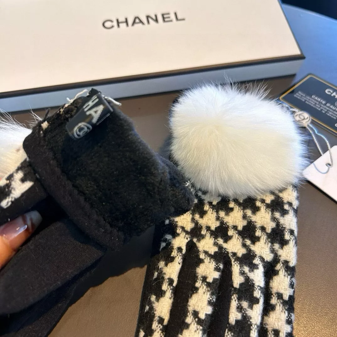 UrbanStyle 9915 Chanel Gloves For Women