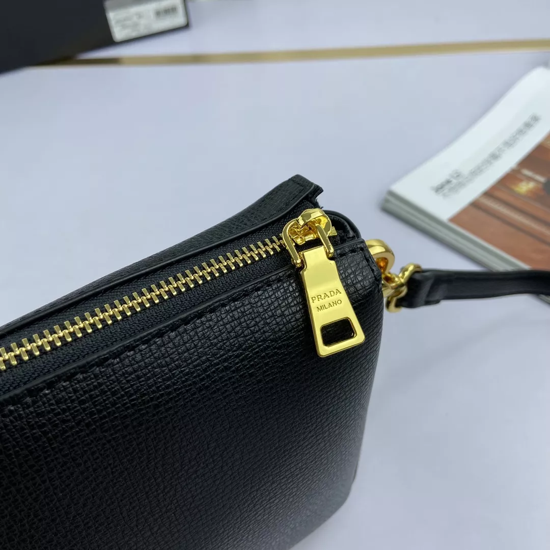 UrbanStyle 9994 Prada AAA Quality Messenger Bags For Women