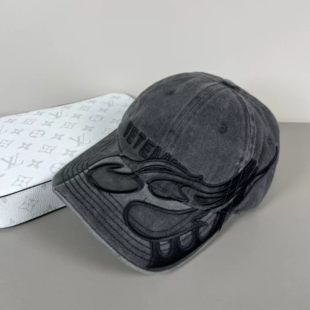 VETEMENTS Caps Popular 7899