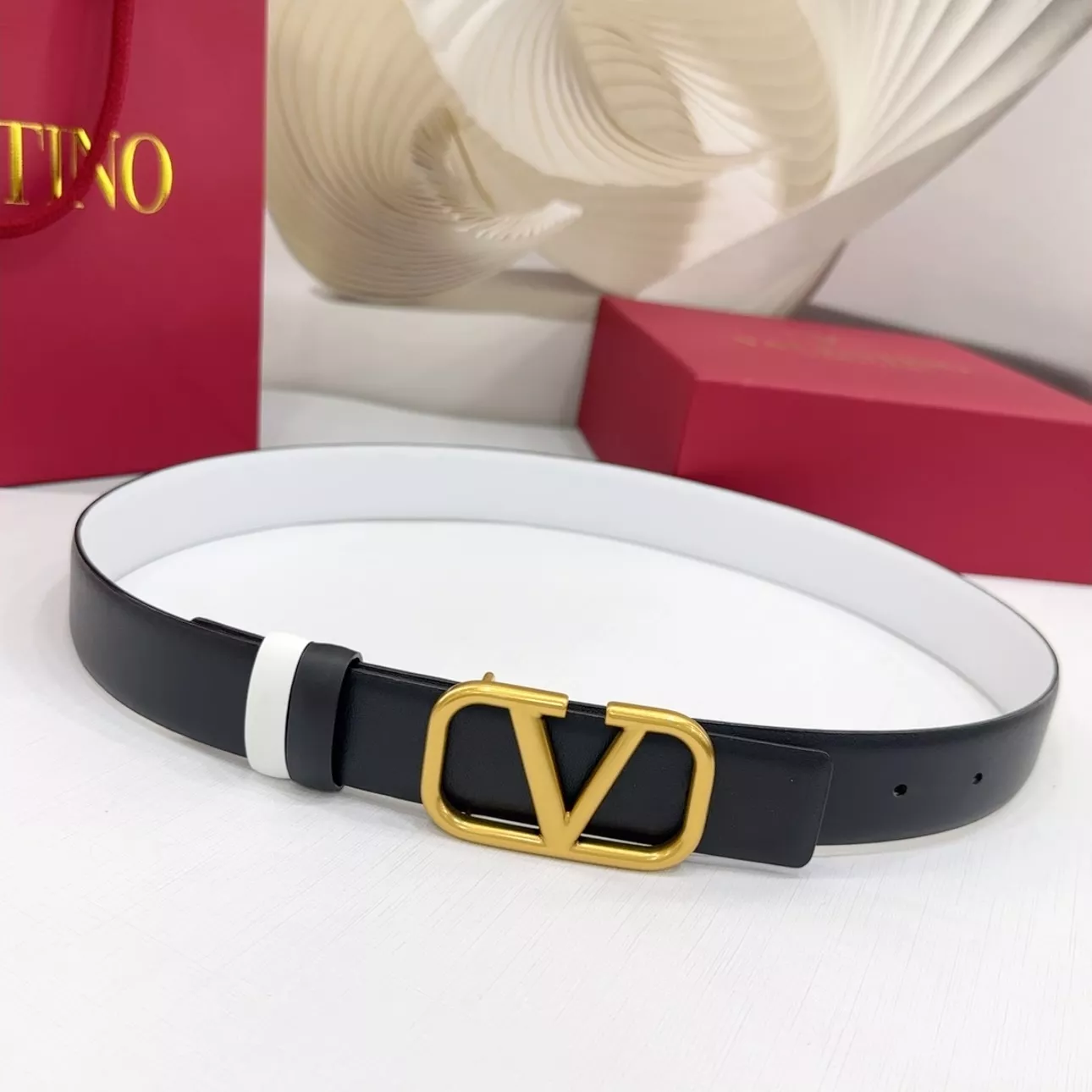 Valentino AAA Quality Belts In 3.0cm For Women Fashionable 8882