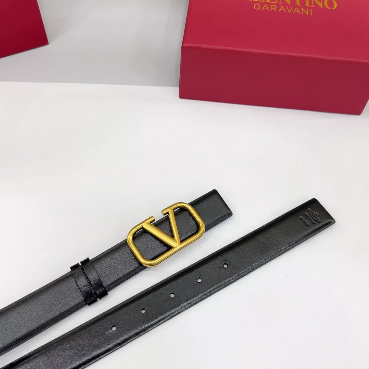 Valentino AAA Quality Belts In 3.0cm For Women Trendy 9374