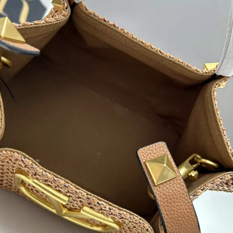Valentino AAA Quality Handbags For Women Bright 4604