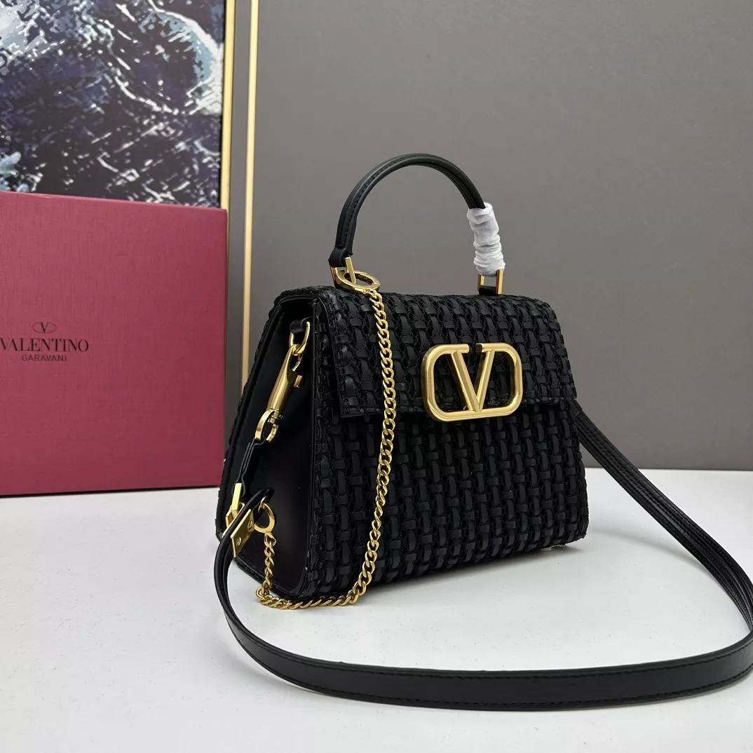 Valentino AAA Quality Handbags For Women Cozy 3663