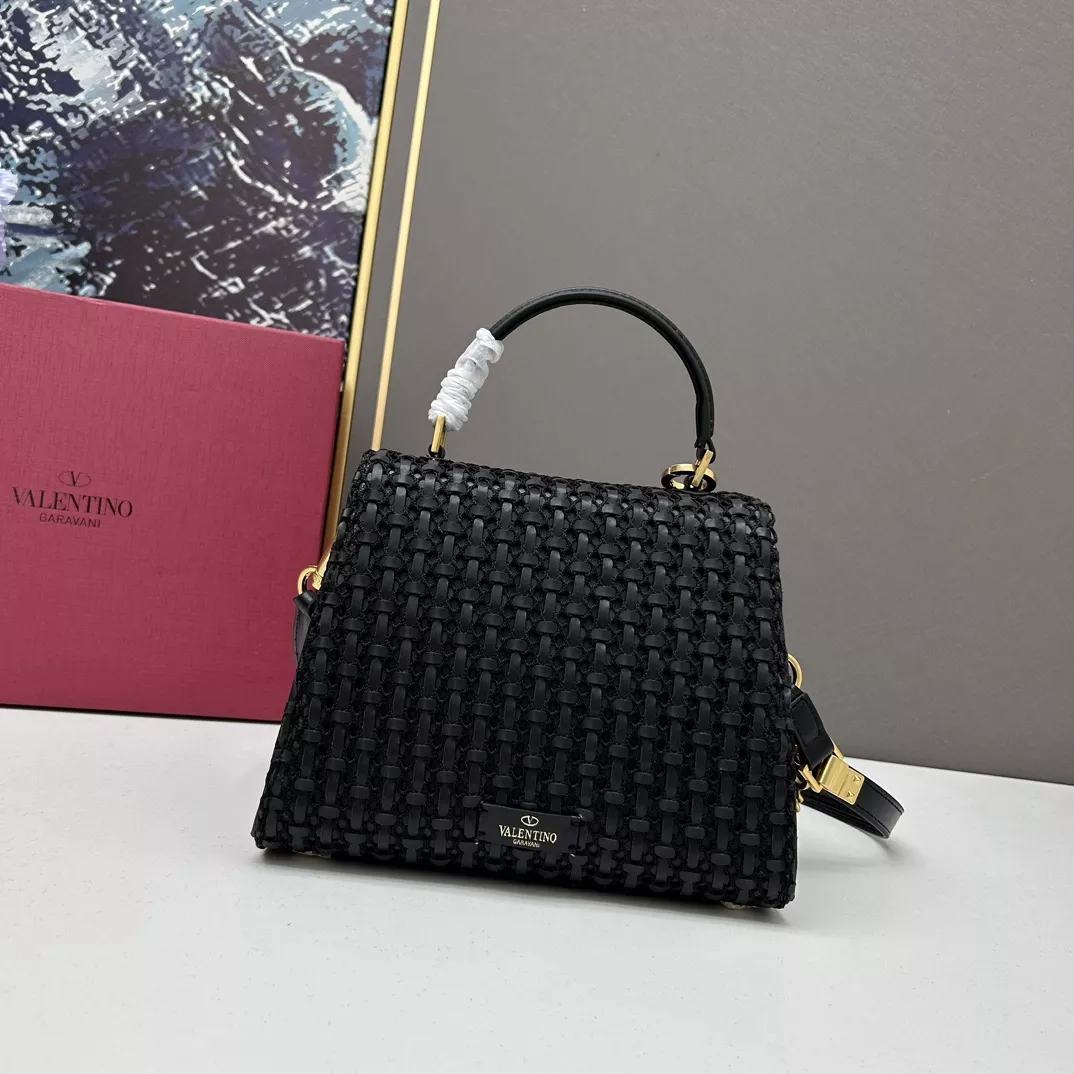 Valentino AAA Quality Handbags For Women Cozy 3663