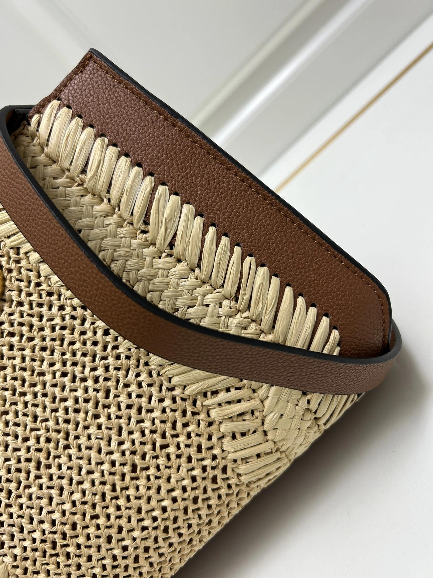 Valentino AAA Quality Handbags For Women DailyWear 1937