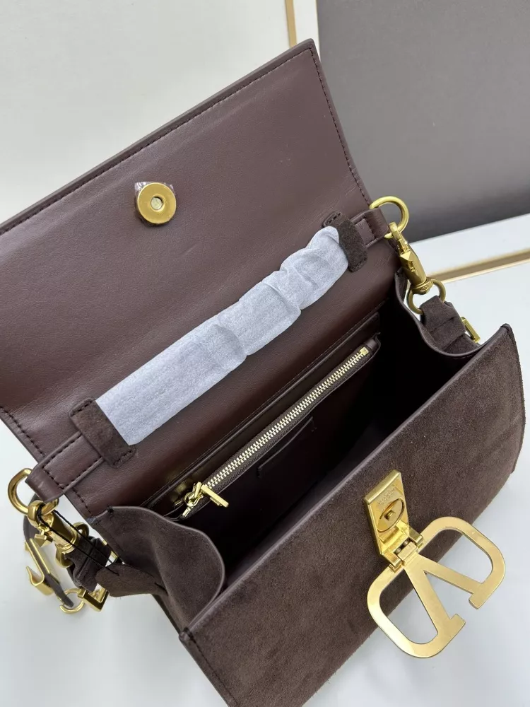 Valentino AAA Quality Handbags For Women EyeCatching 8917