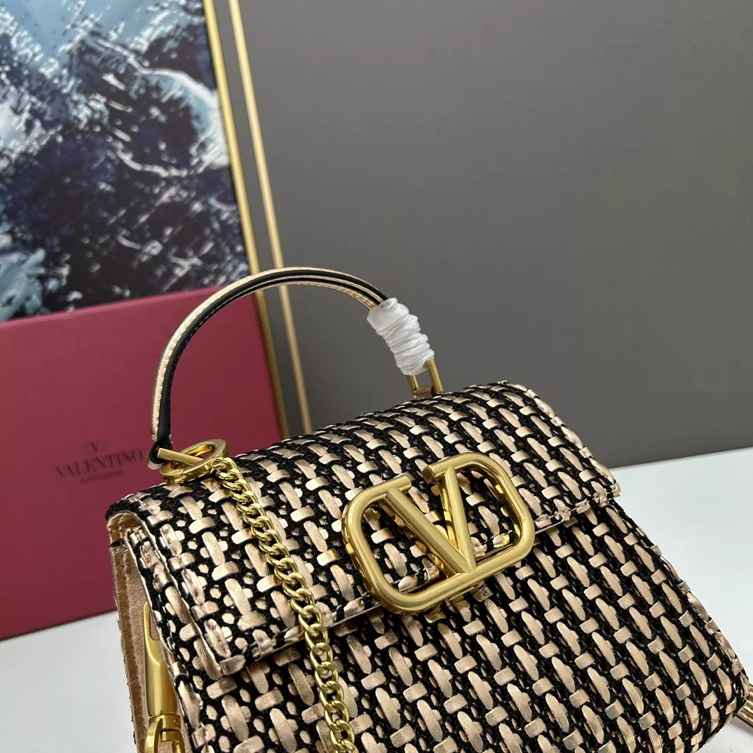Valentino AAA Quality Handbags For Women Fashionable 5033