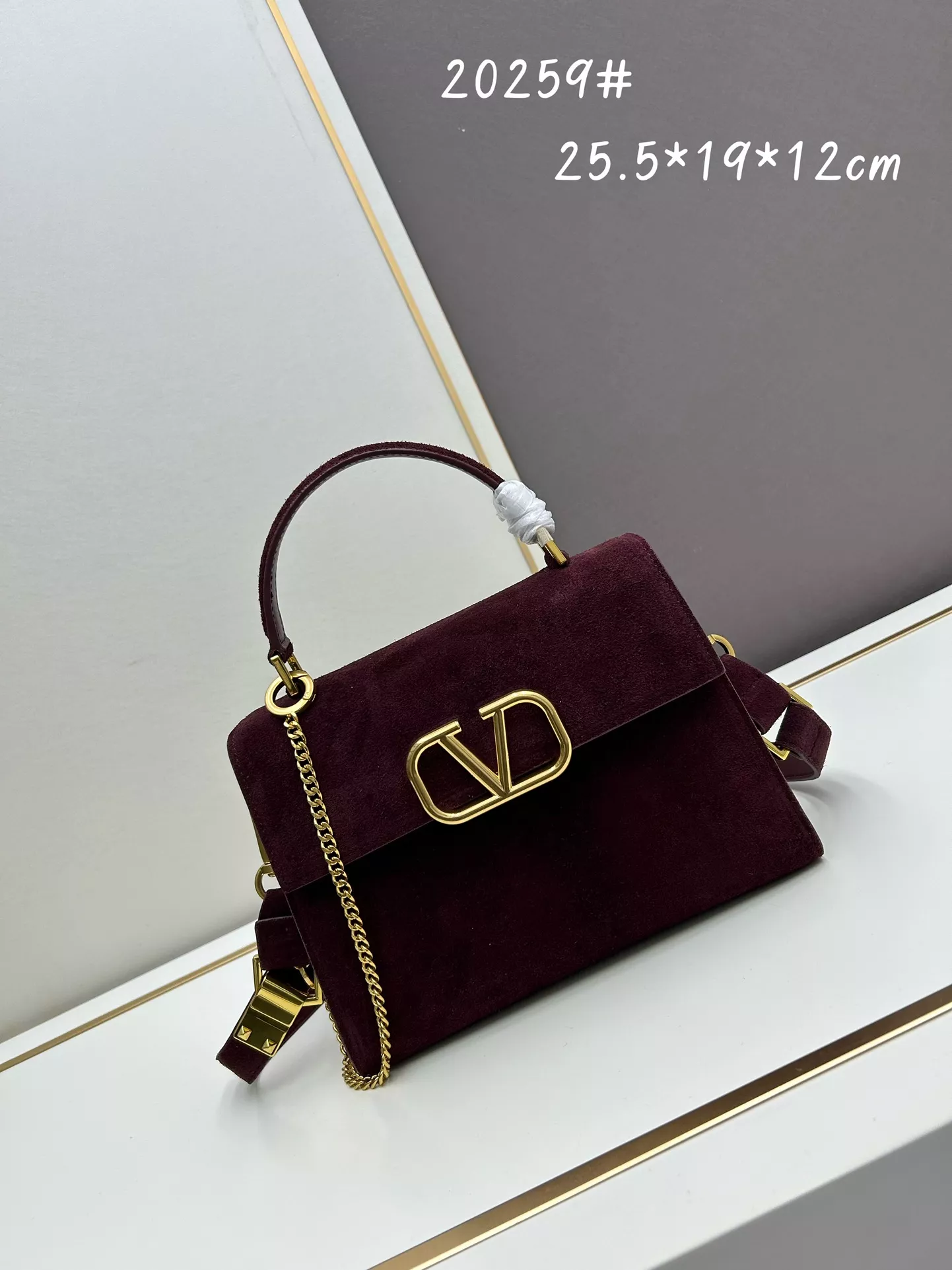 Valentino AAA Quality Handbags For Women Functional 8604