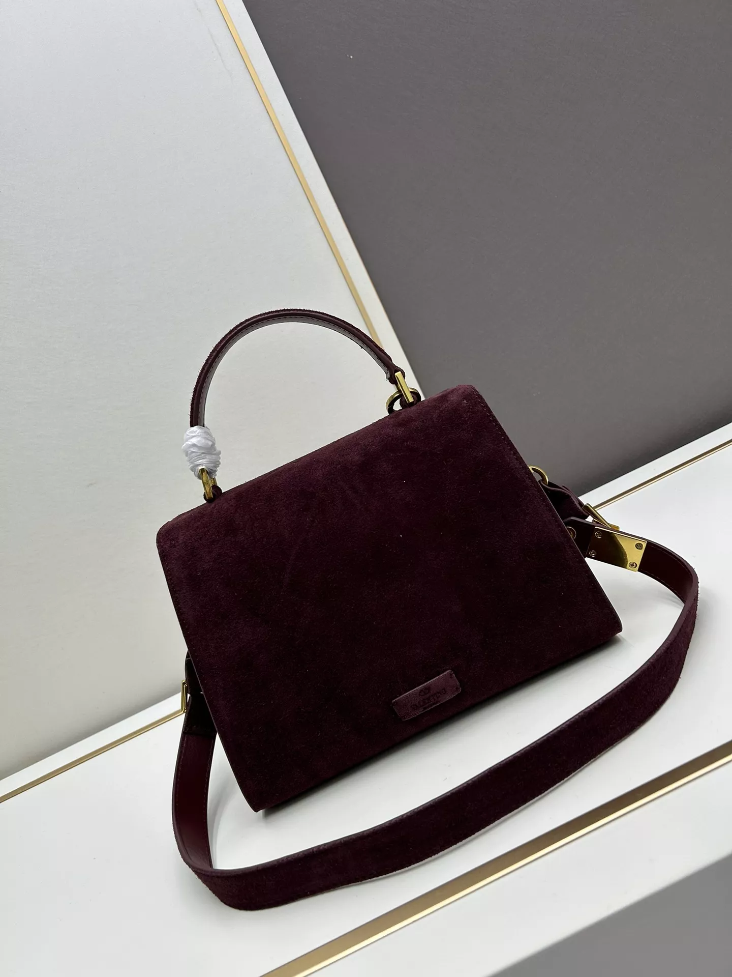 Valentino AAA Quality Handbags For Women Functional 8604