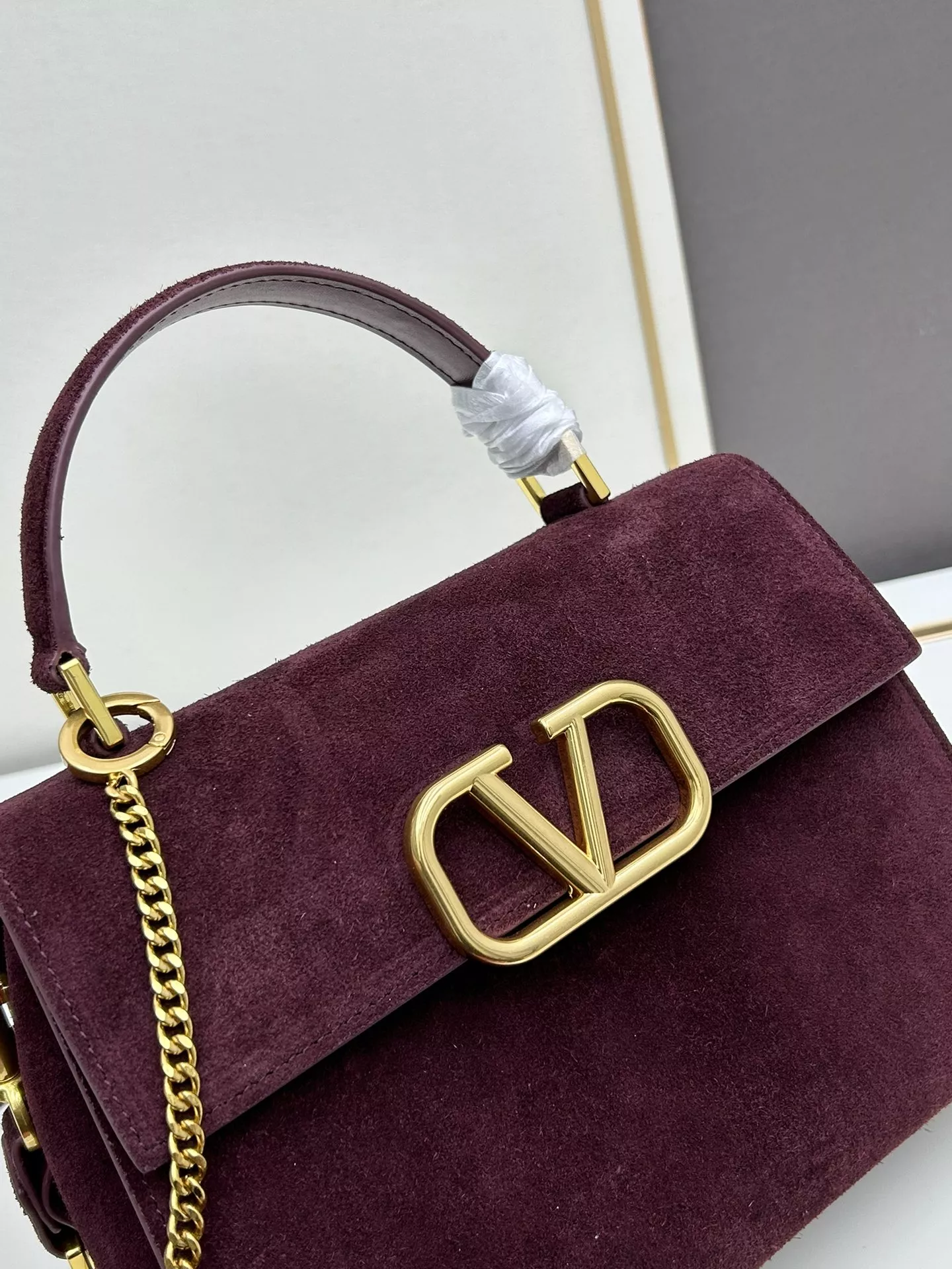 Valentino AAA Quality Handbags For Women Functional 8604