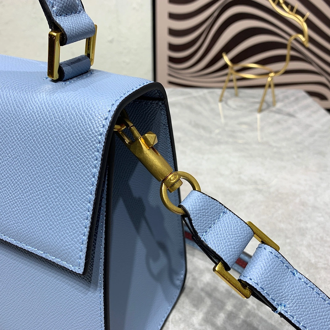 Valentino AAA Quality Handbags For Women ModernLook 9013