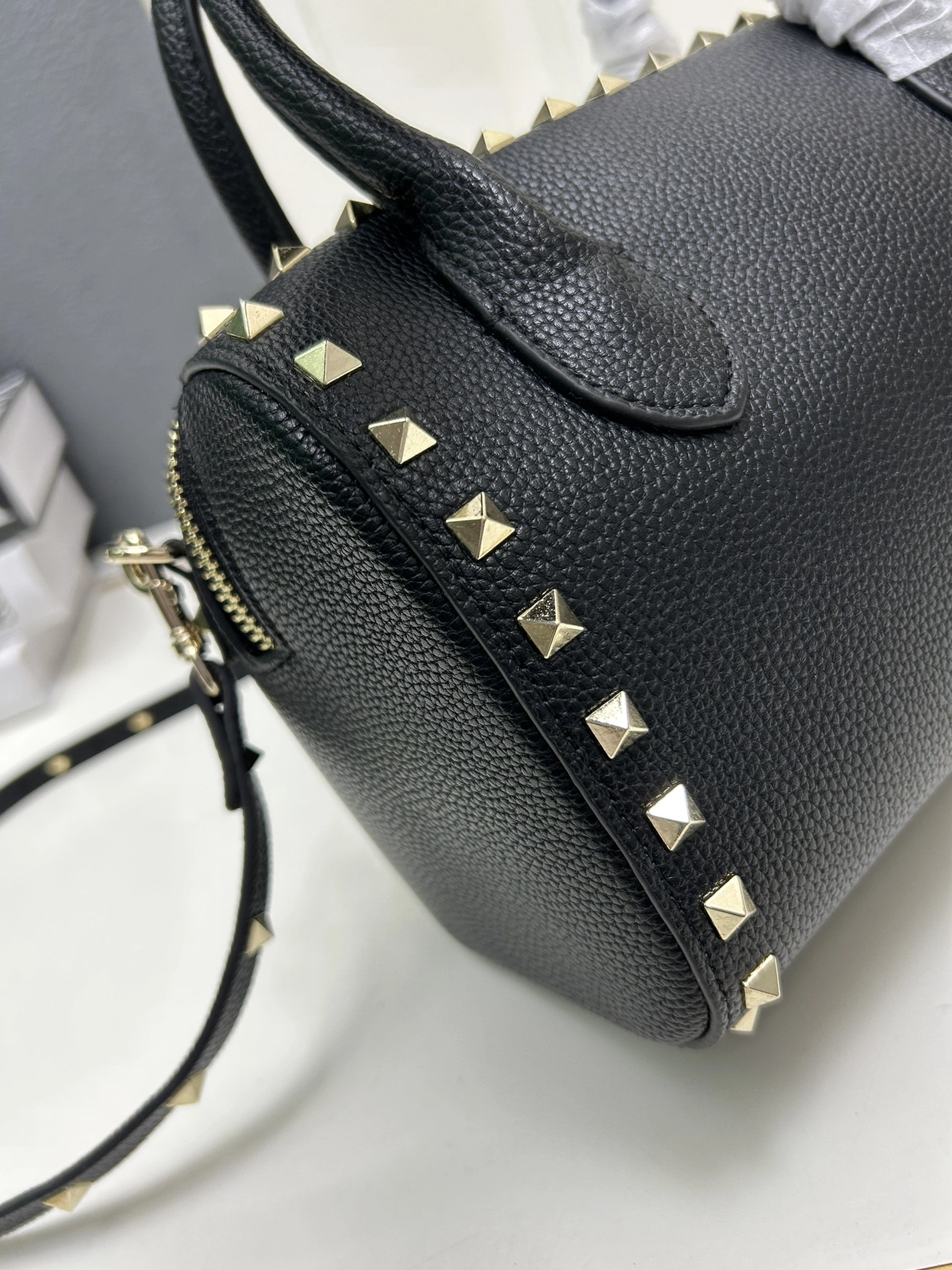 Valentino AAA Quality Handbags For Women SportInspired 9758