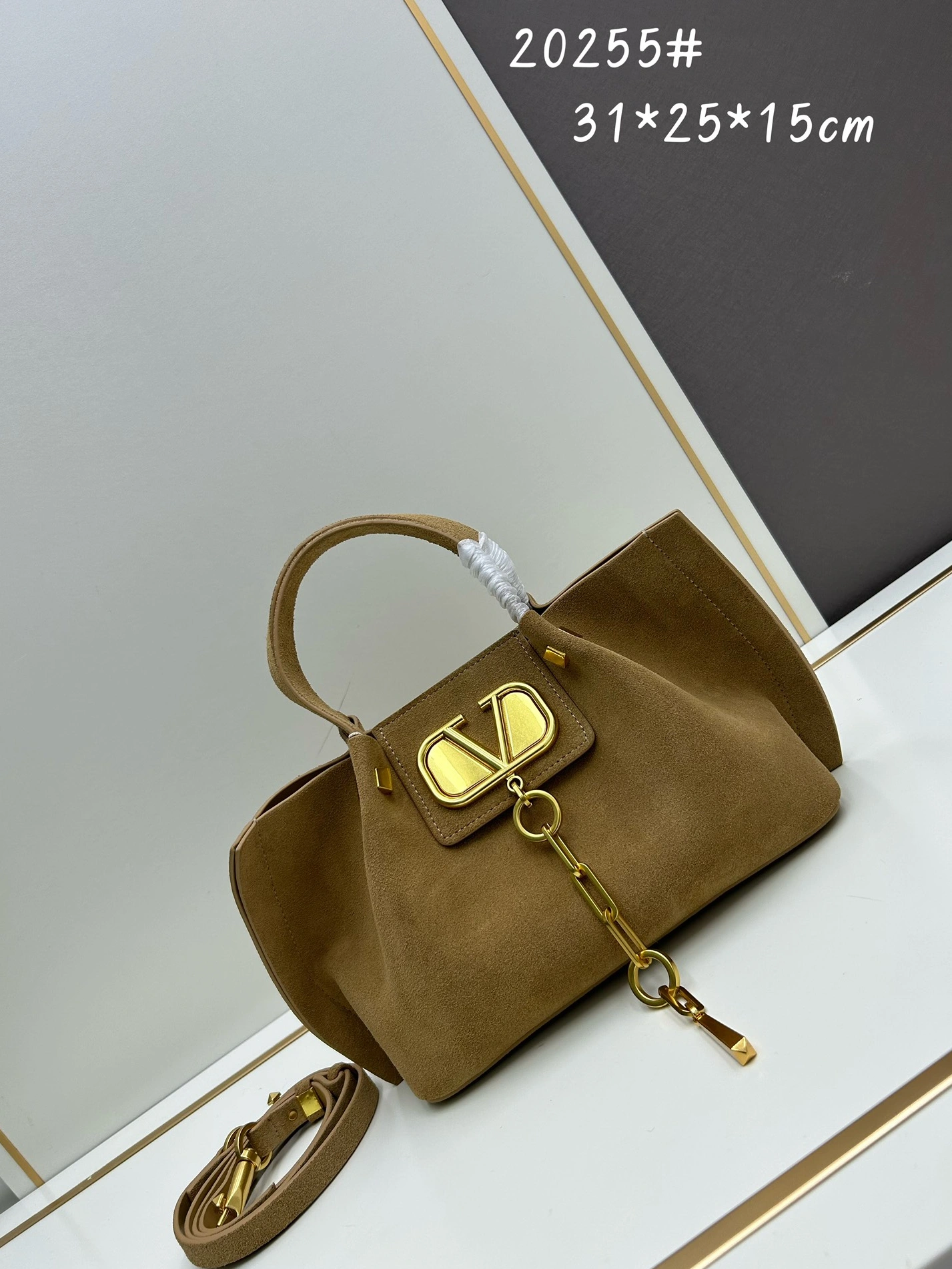 Valentino AAA Quality Handbags For Women Unique 6548