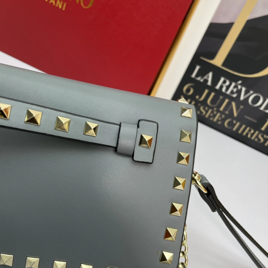 Valentino AAA Quality Messenger Bags For Women BestValue 5064