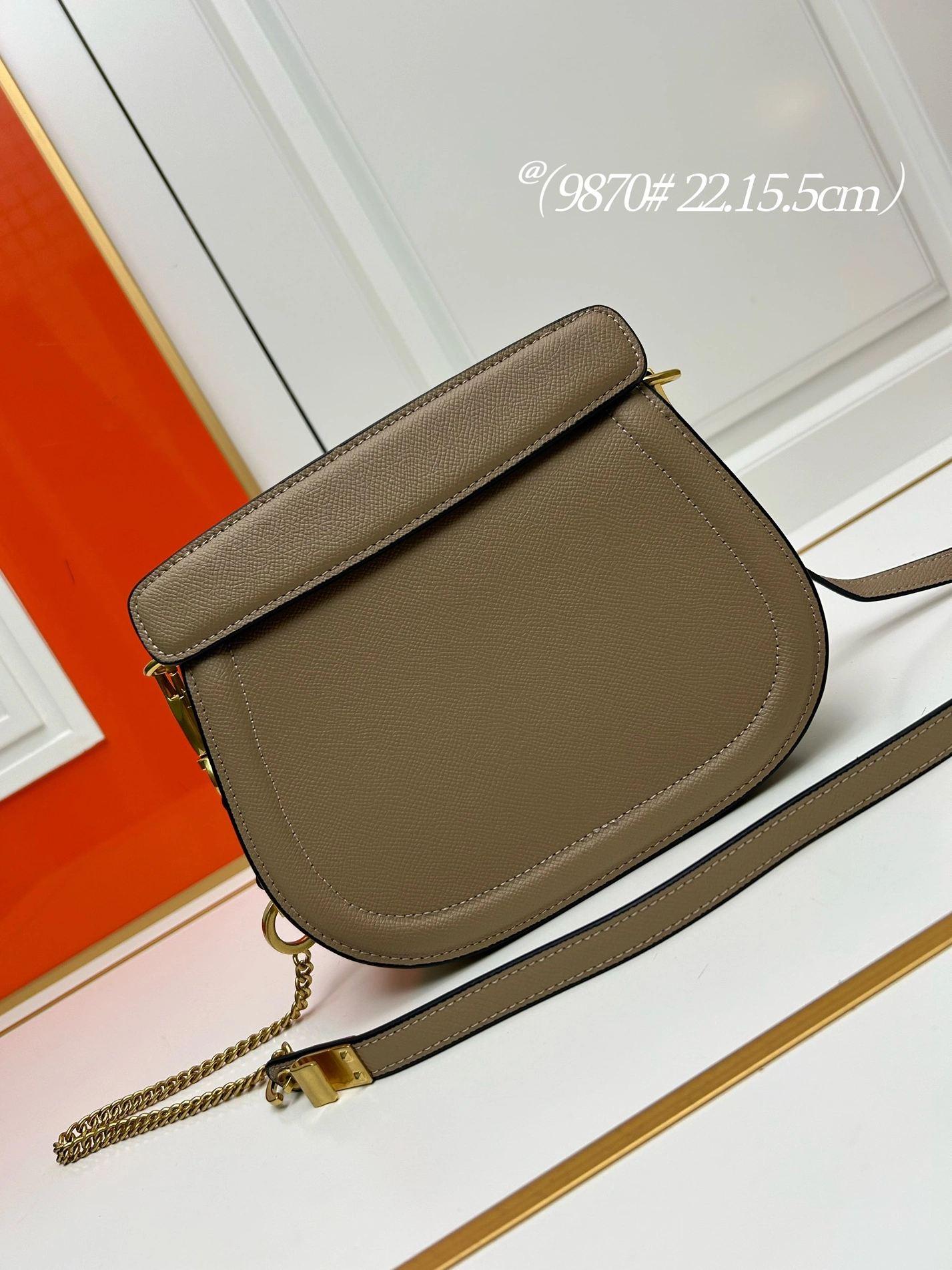 Valentino AAA Quality Messenger Bags For Women Cozy 573