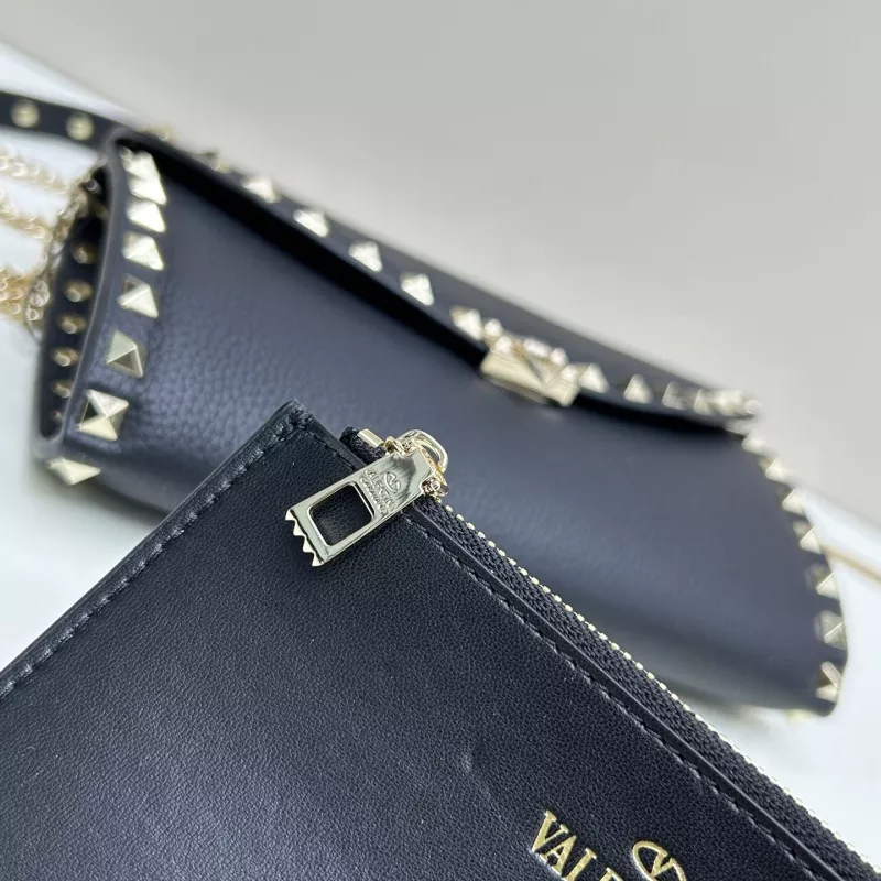 Valentino AAA Quality Messenger Bags For Women DailyWear 5715
