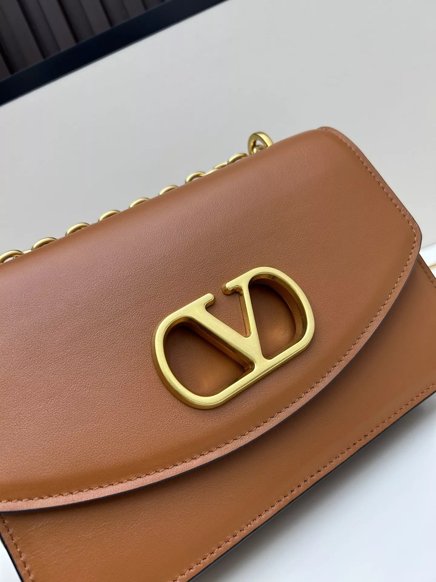 Valentino AAA Quality Messenger Bags For Women DailyWear 7660