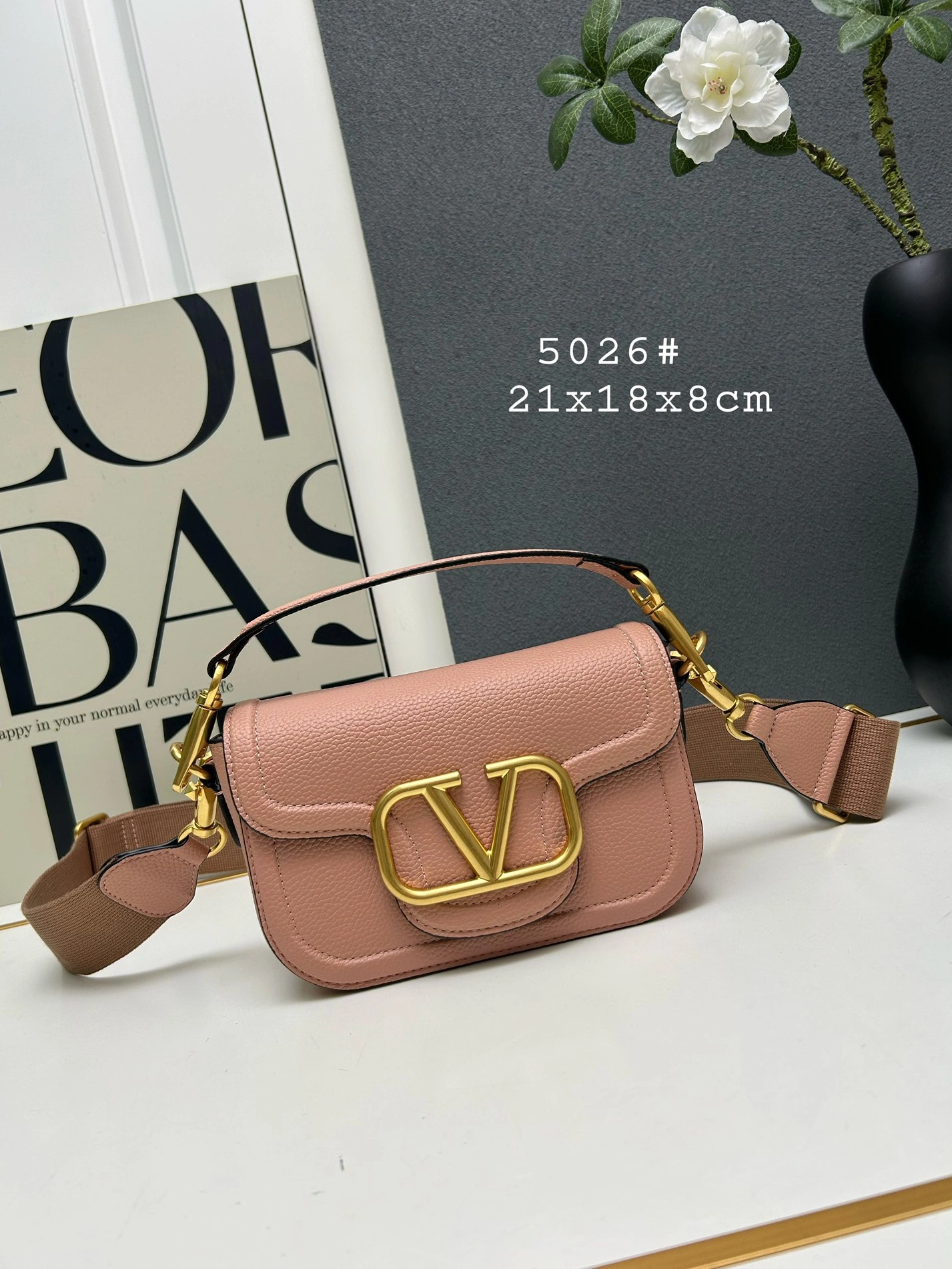 Valentino AAA Quality Messenger Bags For Women DailyWear 851
