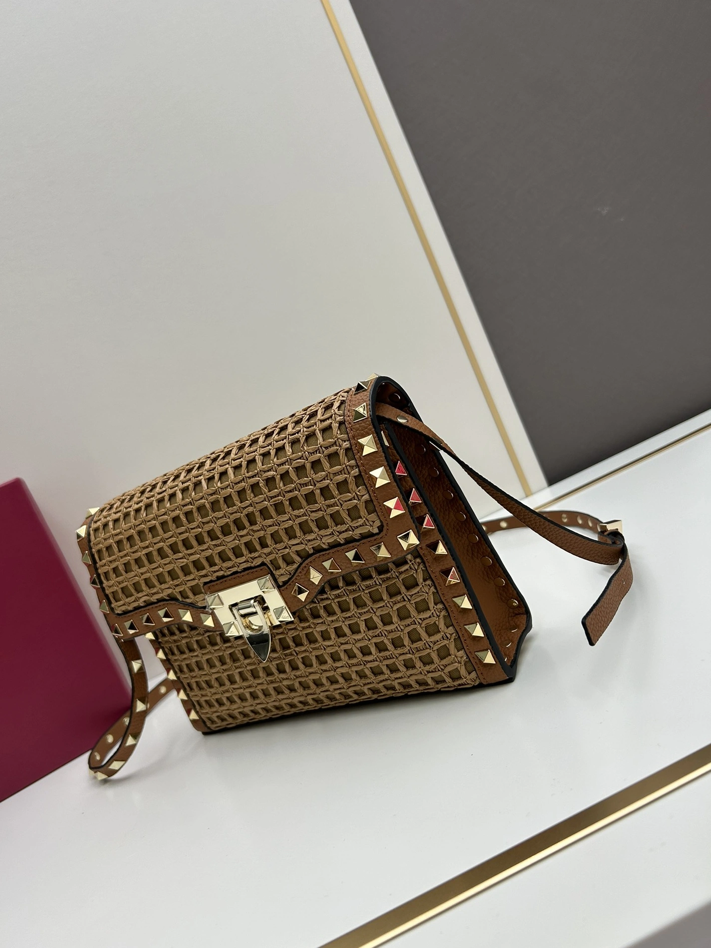 Valentino AAA Quality Messenger Bags For Women DailyWear 9367