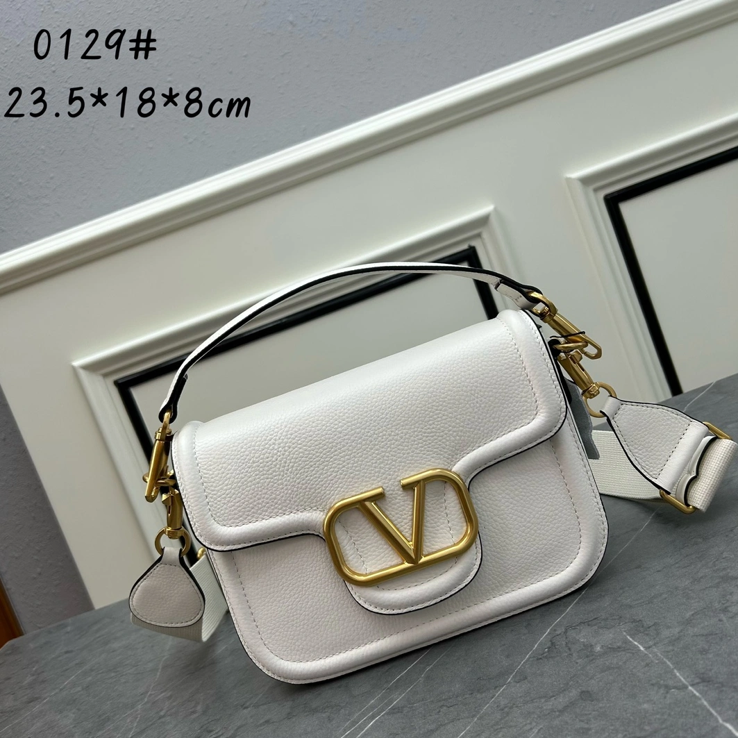 Valentino AAA Quality Messenger Bags For Women EasyMatch 552