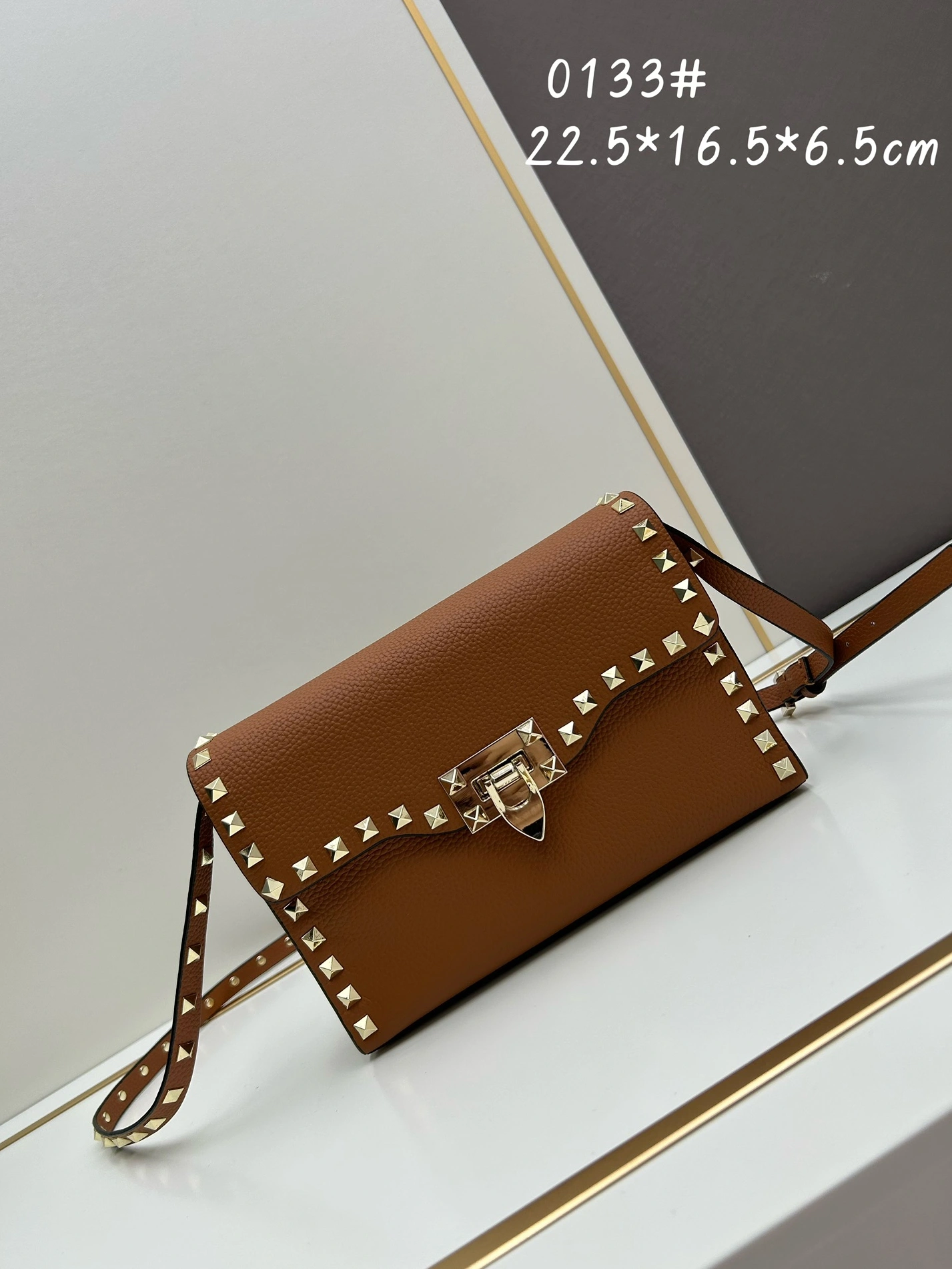 Valentino AAA Quality Messenger Bags For Women Elegant 1725