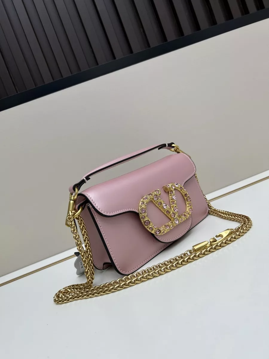 Valentino AAA Quality Messenger Bags For Women Lightweight 2585