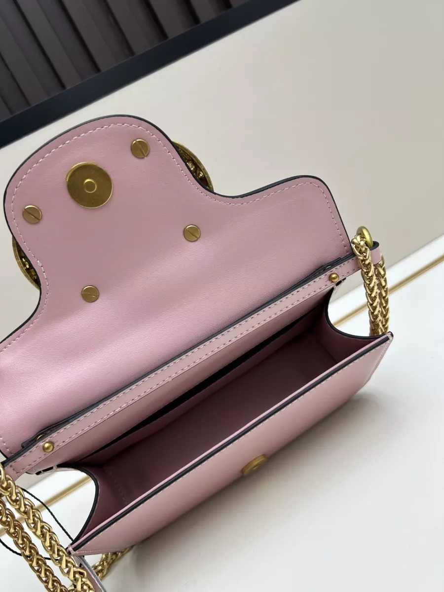 Valentino AAA Quality Messenger Bags For Women Lightweight 2585