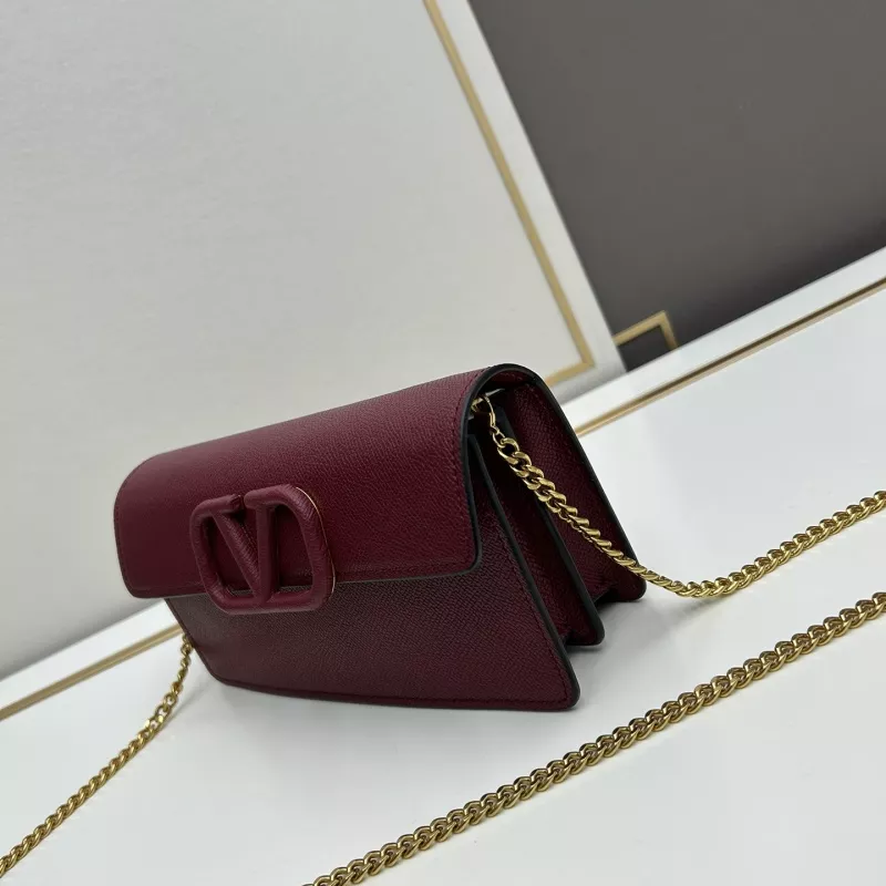 Valentino AAA Quality Messenger Bags For Women Lightweight 6282