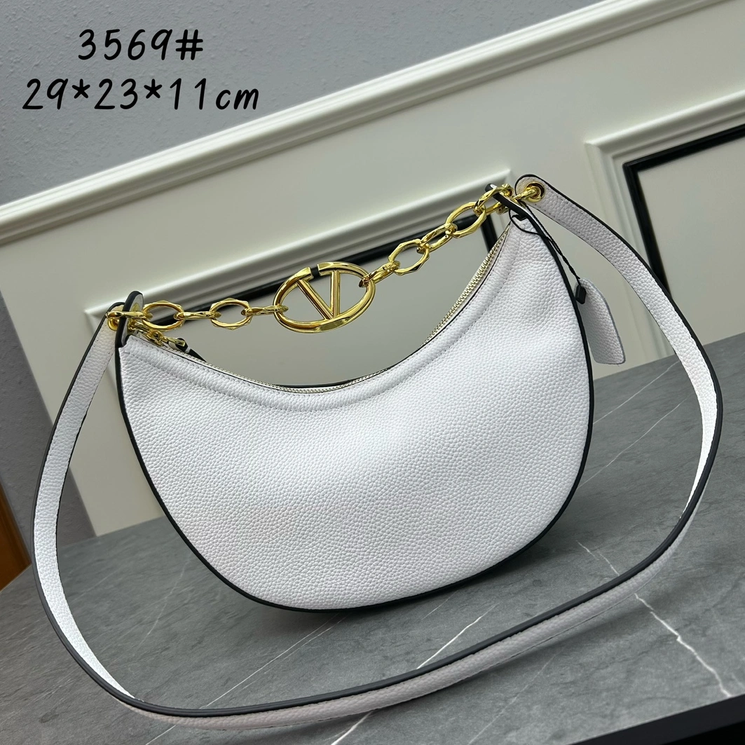Valentino AAA Quality Messenger Bags For Women Minimalist 7162
