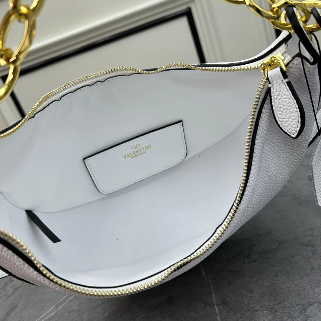 Valentino AAA Quality Messenger Bags For Women Minimalist 7162